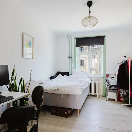 Cozy By Torvehallerne And Noerreport Station *